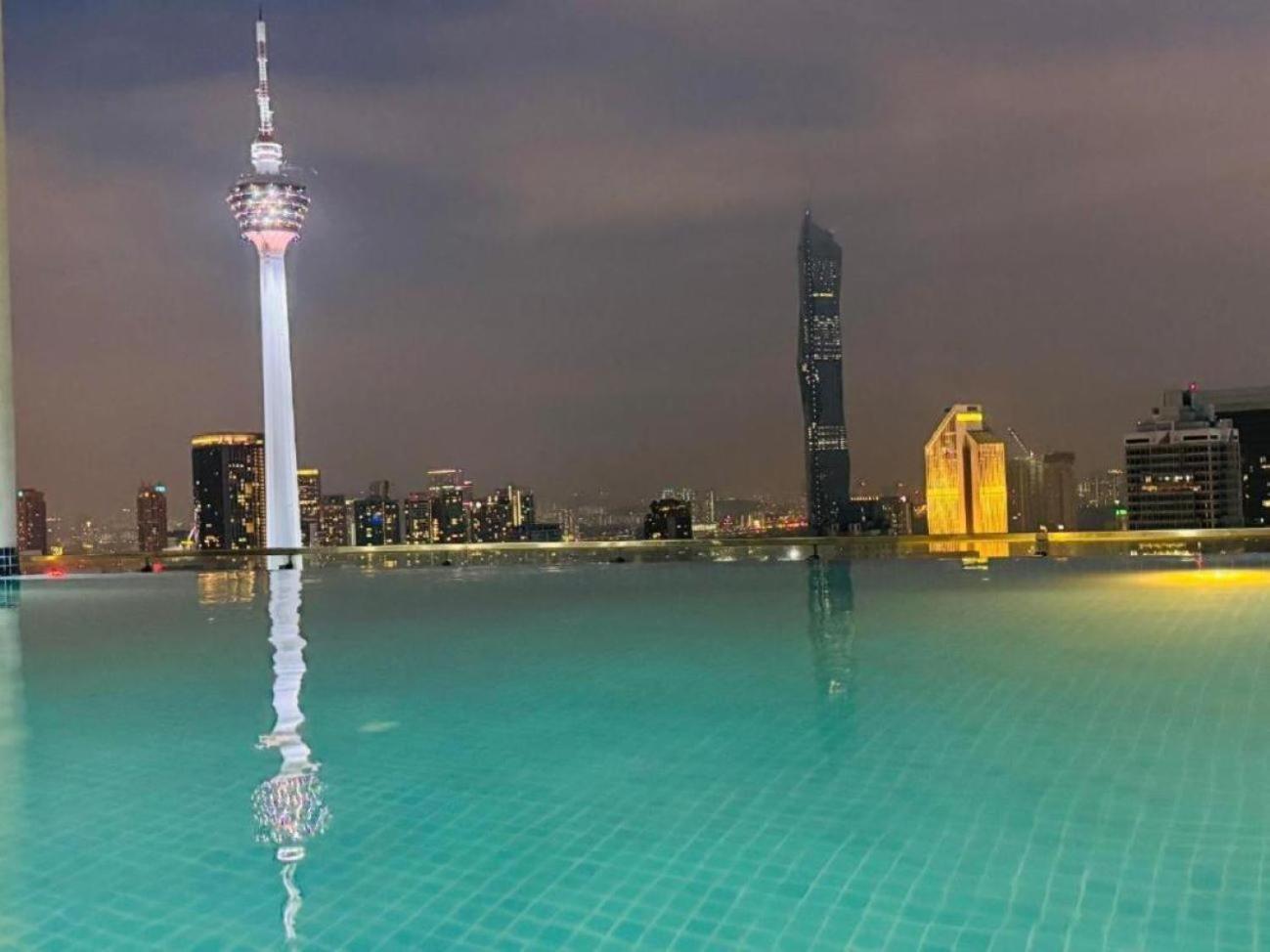 Апартаменты The Luxe Colony Klcc By Sky Pool Куала-Лумпур Экстерьер фото