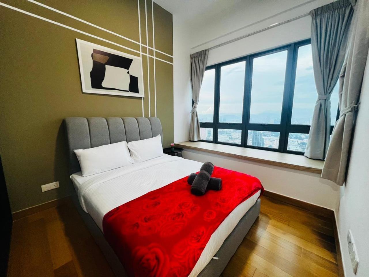Апартаменты The Luxe Colony Klcc By Sky Pool Куала-Лумпур Экстерьер фото