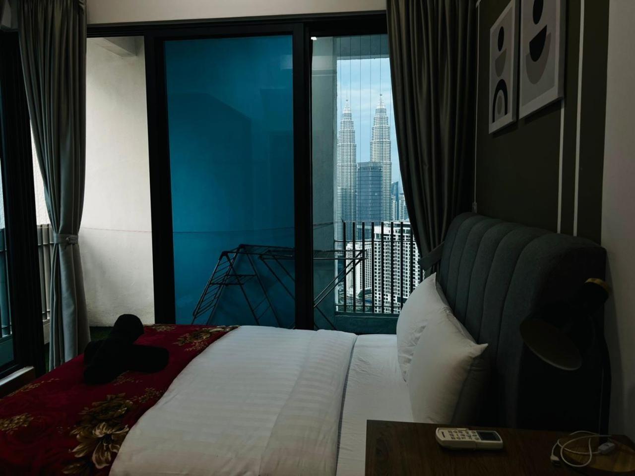 Апартаменты The Luxe Colony Klcc By Sky Pool Куала-Лумпур Экстерьер фото