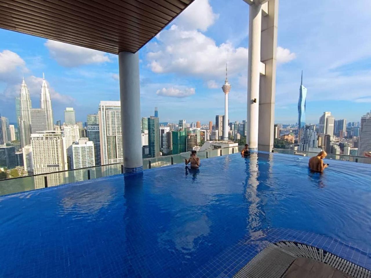 Апартаменты The Luxe Colony Klcc By Sky Pool Куала-Лумпур Экстерьер фото