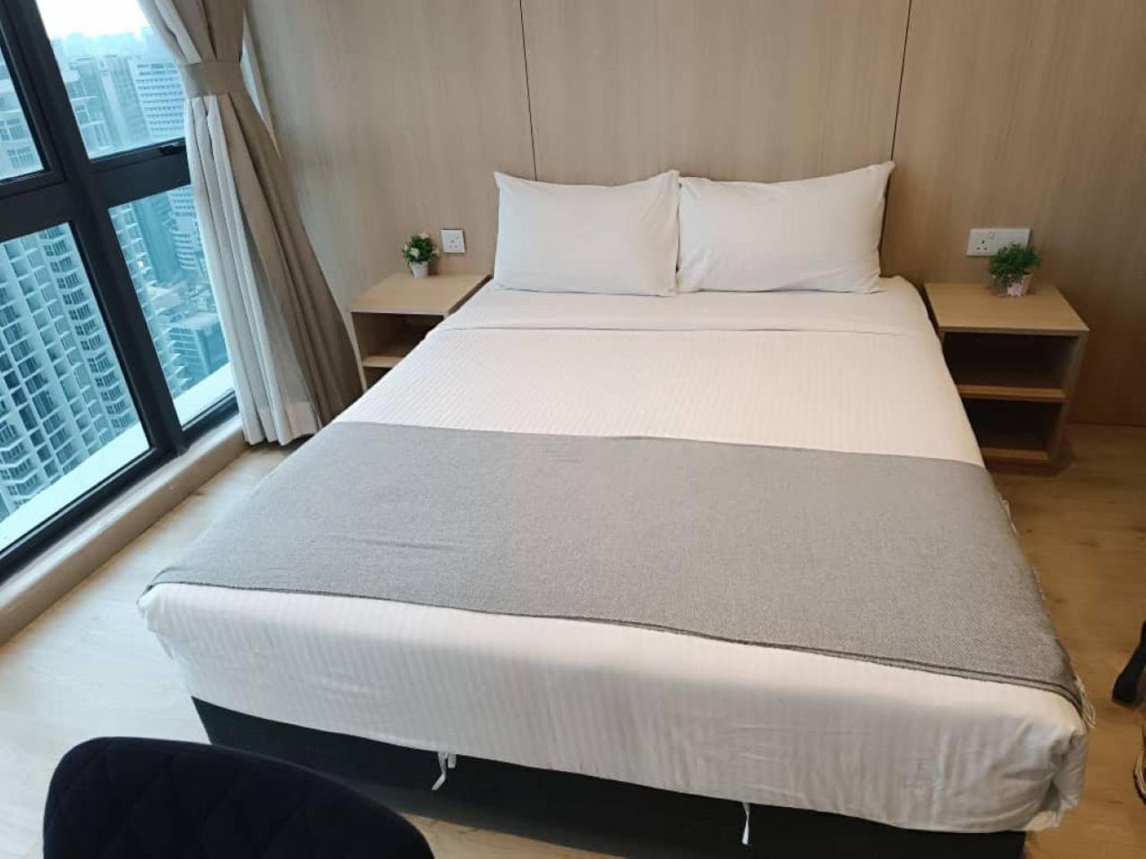 Апартаменты The Luxe Colony Klcc By Sky Pool Куала-Лумпур Экстерьер фото